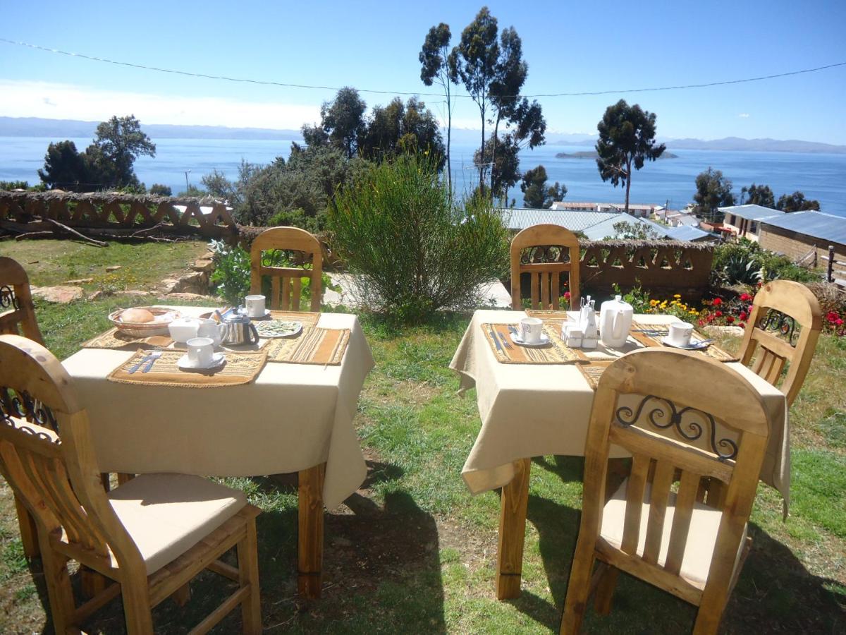 Hostal Del Sol Isla Del Sol Bagian luar foto