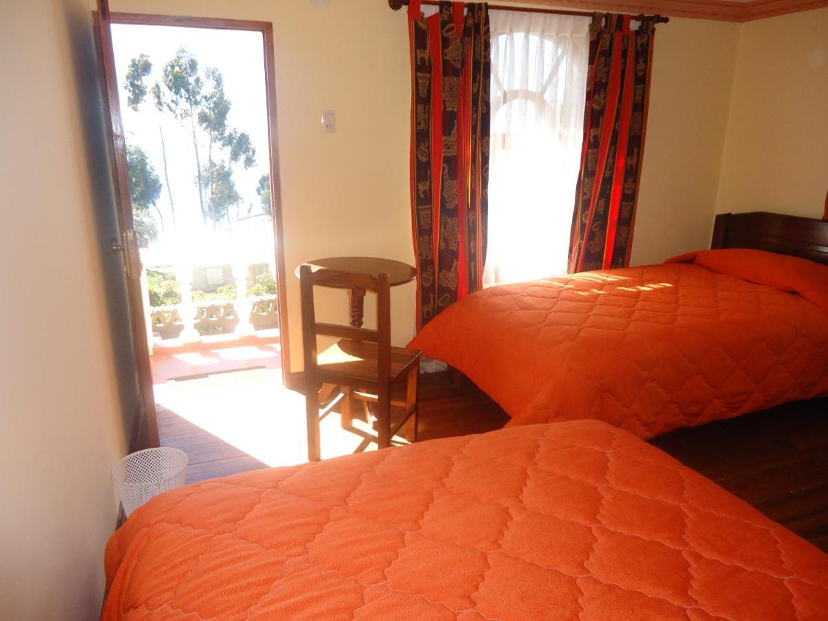 Hostal Del Sol Isla Del Sol Bagian luar foto